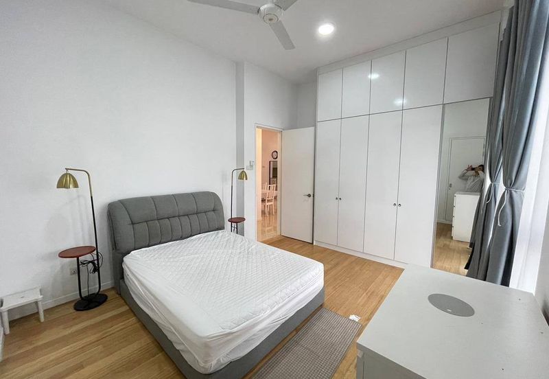 Waltz Residences @ Paradigm Garden City