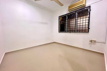 Single Storey Terrace, Taman Medan Baru, Petaling Jaya