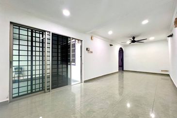 Single Storey Terrace, Taman Medan Baru, Petaling Jaya