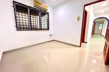 Single Storey Terrace, Taman Medan Baru, Petaling Jaya
