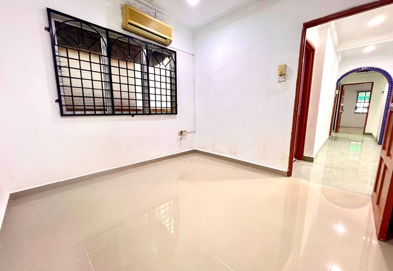 Single Storey Terrace, Taman Medan Baru, Petaling Jaya