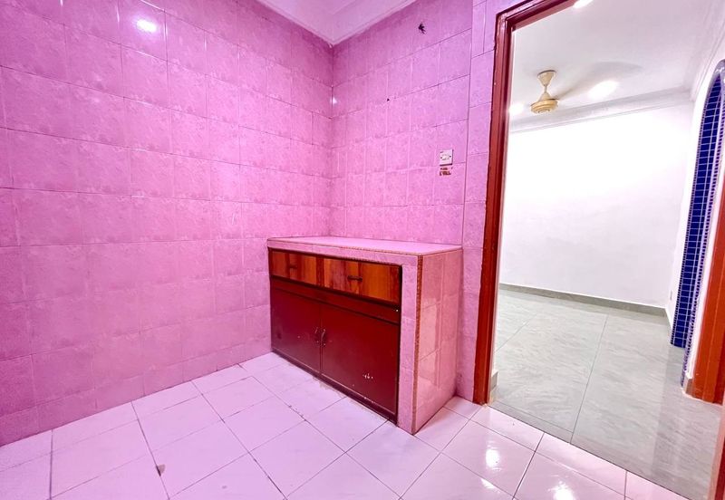 Single Storey Terrace, Taman Medan Baru, Petaling Jaya