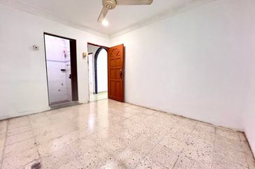 Single Storey Terrace, Taman Medan Baru, Petaling Jaya