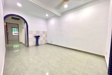 Single Storey Terrace, Taman Medan Baru, Petaling Jaya