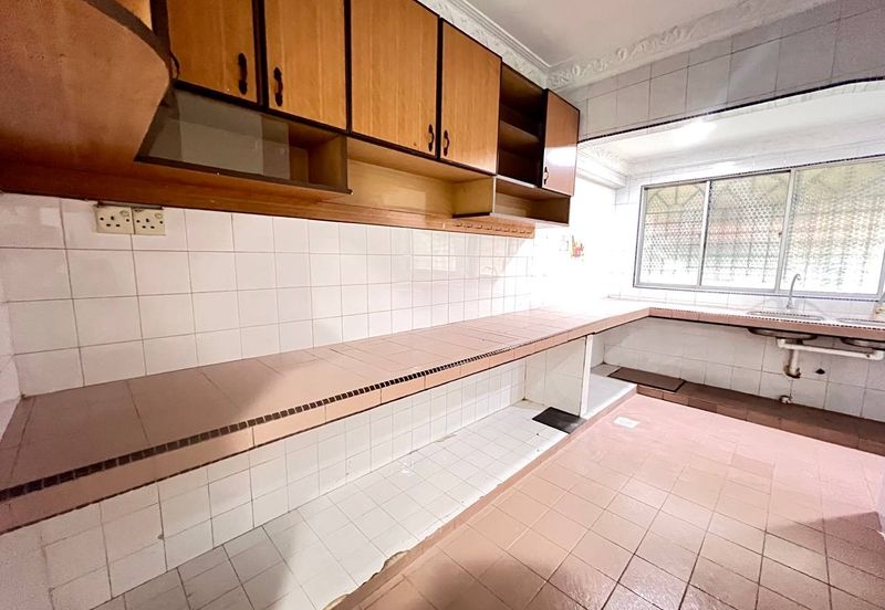 Single Storey Terrace, Taman Medan Baru, Petaling Jaya