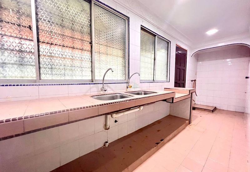 Single Storey Terrace, Taman Medan Baru, Petaling Jaya