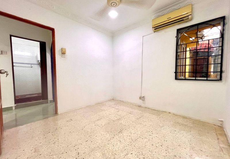 Single Storey Terrace, Taman Medan Baru, Petaling Jaya