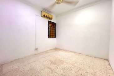 Single Storey Terrace, Taman Medan Baru, Petaling Jaya