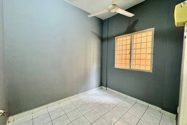 Pangsapuri Seroja Bukit Jelutong