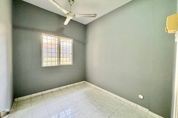 Pangsapuri Seroja Bukit Jelutong