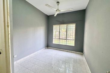 Pangsapuri Seroja Bukit Jelutong