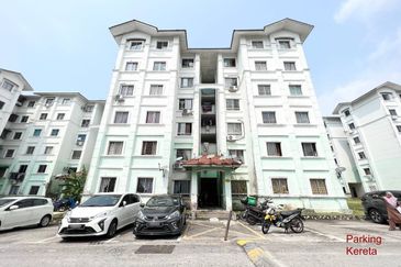 Residensi Warnasari 3