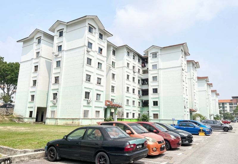 Residensi Warnasari 3