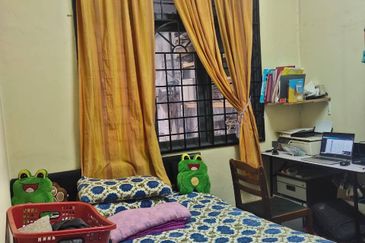 Taman Sri Raya, Batu 9