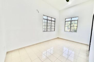 Kampung Sungai Ramal Dalam