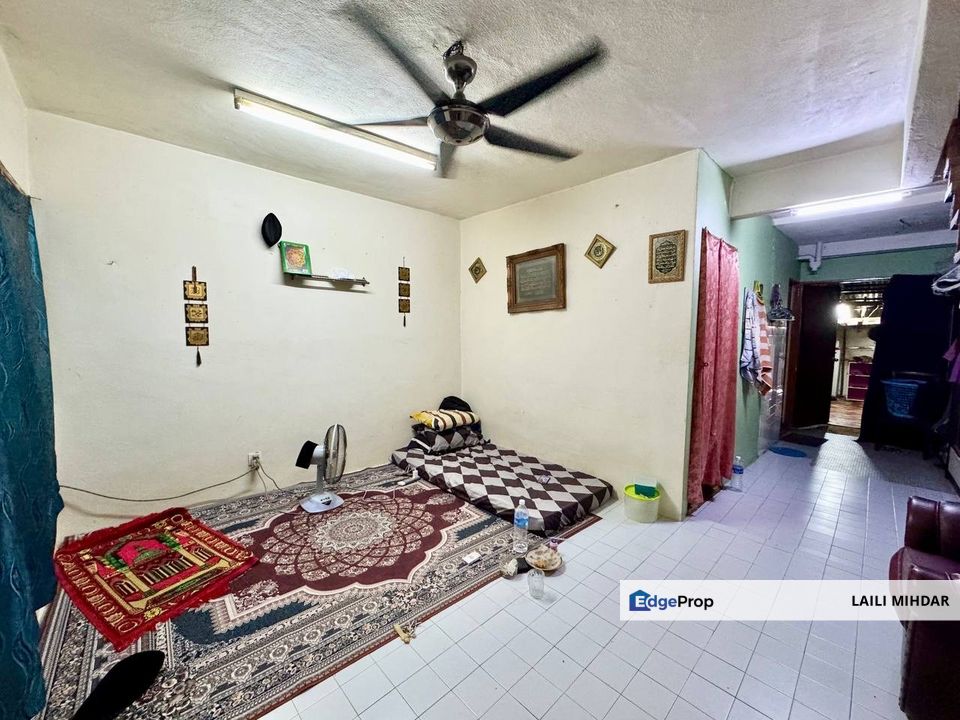 Double Storey Terrace Desa sri Jenaris Sungai Kantan Kajang, Selangor, Kajang