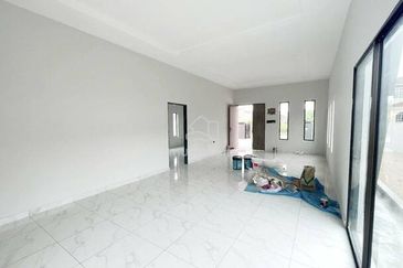 Newly Built Bungalow Pengkalan Pengakalan Pegoh Pinji Mewah Station 18 Indah Perdana