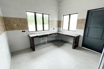 Newly Built Bungalow Pengkalan Pengakalan Pegoh Pinji Mewah Station 18 Indah Perdana