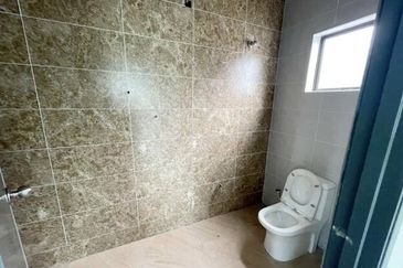 Newly Built Bungalow Pengkalan Pengakalan Pegoh Pinji Mewah Station 18 Indah Perdana