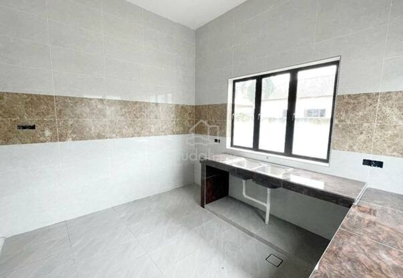 Newly Built Bungalow Pengkalan Pengakalan Pegoh Pinji Mewah Station 18 Indah Perdana