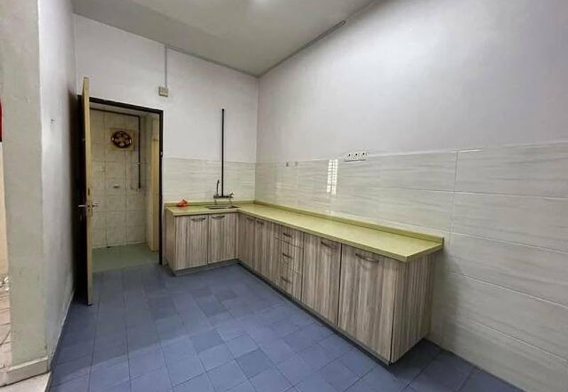 Easy Parking Open Facing Full Loan Move In Condition Bercham Taman Sri Kurau Ipoh Garden East Anjung