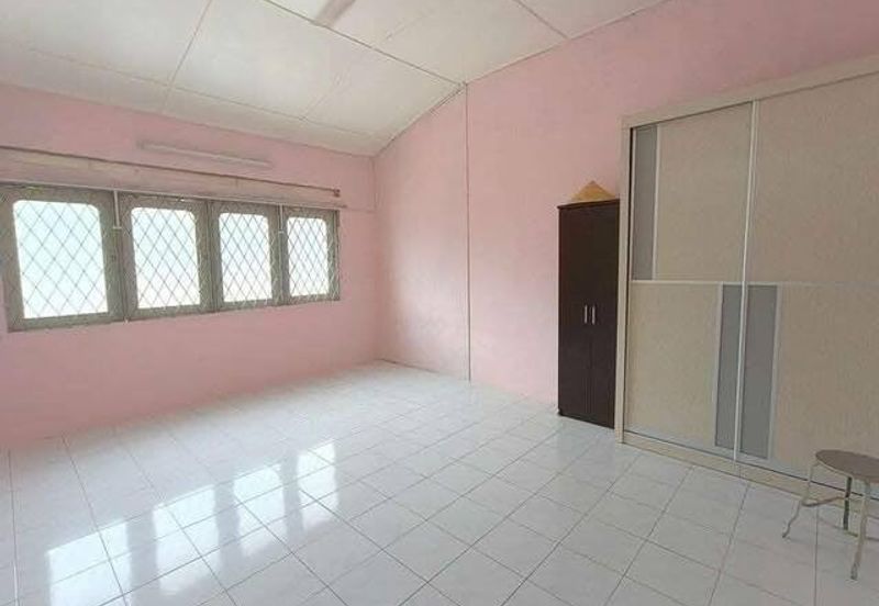 Easy Parking Open Facing Full Loan Move In Condition Bercham Taman Sri Kurau Ipoh Garden East Anjung