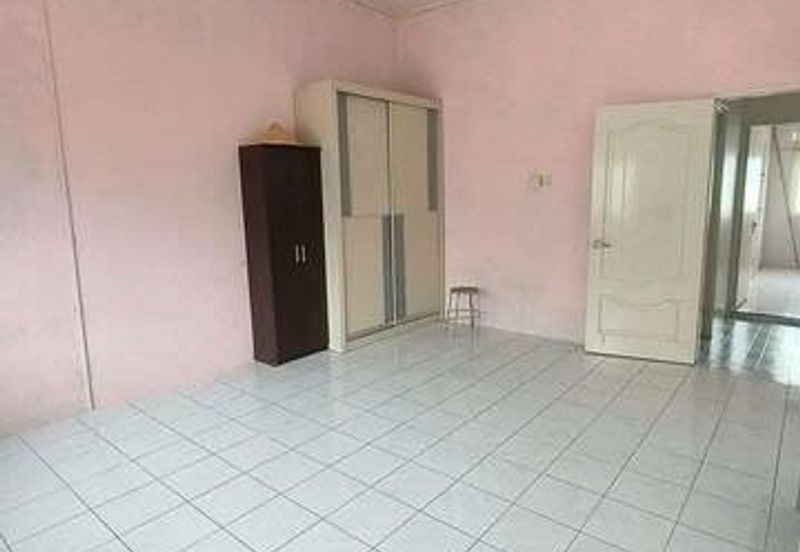 Easy Parking Open Facing Full Loan Move In Condition Bercham Taman Sri Kurau Ipoh Garden East Anjung