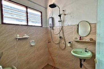 Easy Parking Big Size Bungalow Taman Seri Meru Jati Jelapang Square First Garden Silibin