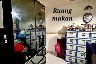 Easy Parking Big Size Bungalow Taman Seri Meru Jati Jelapang Square First Garden Silibin