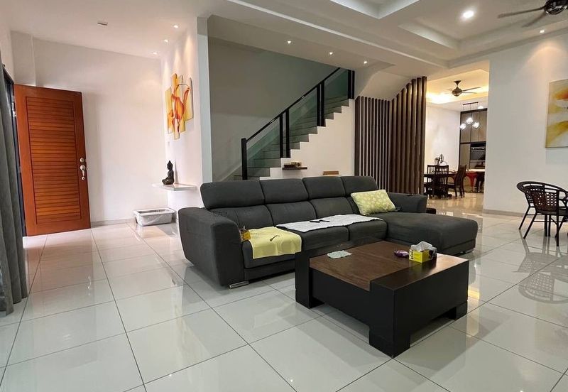 Panorama Lapangan Akasia @ Botani