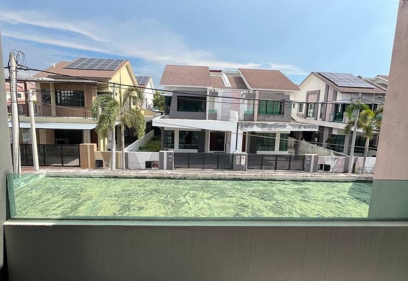 Panorama Lapangan Akasia @ Botani