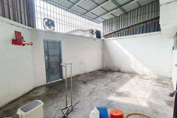 Corner Lot Bercham Taman Mewah Dermawan Pakatan Jaya Anjung Bandar Baru Putra