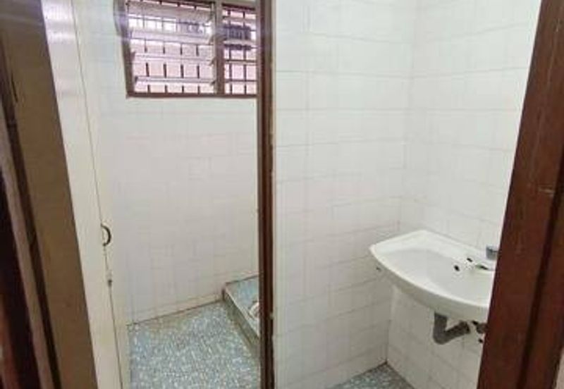 Corner Lot Bercham Taman Mewah Dermawan Pakatan Jaya Anjung Bandar Baru Putra