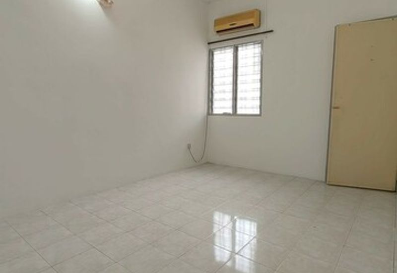 Cash Back Full Loan Easy Parking Pengkalan Barat 2.5 Storey Station 18 Pasir Puteh Pinji