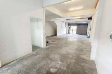 Corner Lot Bercham Taman Mewah Dermawan Pakatan Jaya Anjung Bandar Baru Putra