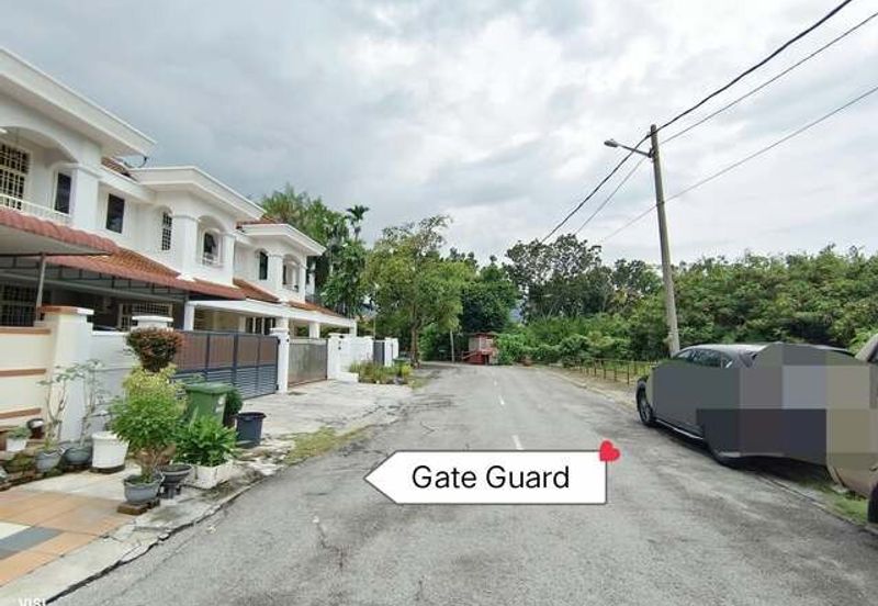 Gate Guard Facing Field Open Good Condition Bandar Baru Tambun Bercham Ipoh Garden East
