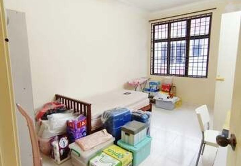 Gate Guard Facing Field Open Good Condition Bandar Baru Tambun Bercham Ipoh Garden East