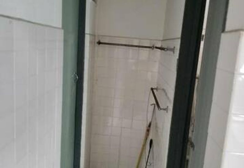 Not Low Cost Cheap Sale Pengkalan Indah Double Storey Desa Pakatan Pinji Mewah