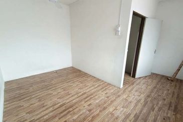 Below Market Value 20% Full Loan Good Condition)Menglembu Sepakat Arkid Rasi Jaya Wang