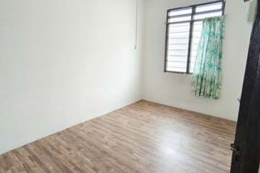 Below Market Value 20% Full Loan Good Condition)Menglembu Sepakat Arkid Rasi Jaya Wang