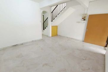 Below Market Value 20% Full Loan Good Condition)Menglembu Sepakat Arkid Rasi Jaya Wang