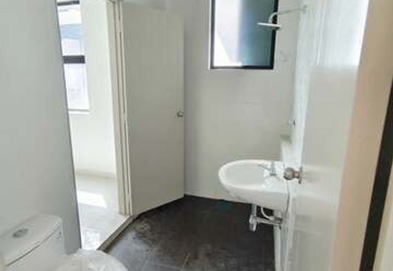 Brand New Gate Guard Tight Security Lapangan Perdana Akasia Panorama The Gulf Botani