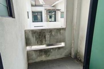 Brand New Gate Guard Tight Security Lapangan Perdana Akasia Panorama The Gulf Botani