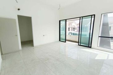 Brand New Gate Guard Tight Security Lapangan Perdana Akasia Panorama The Gulf Botani