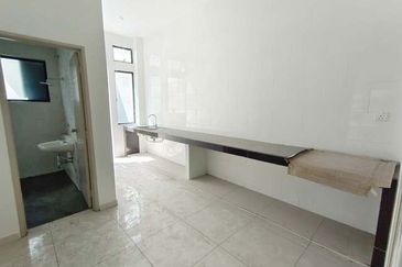 Brand New Gate Guard Tight Security Lapangan Perdana Akasia Panorama The Gulf Botani