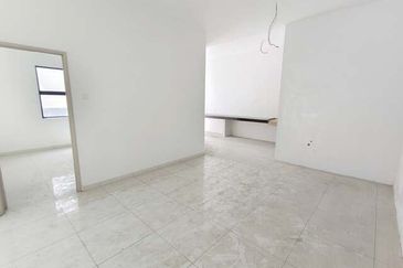 Brand New Gate Guard Tight Security Lapangan Perdana Akasia Panorama The Gulf Botani