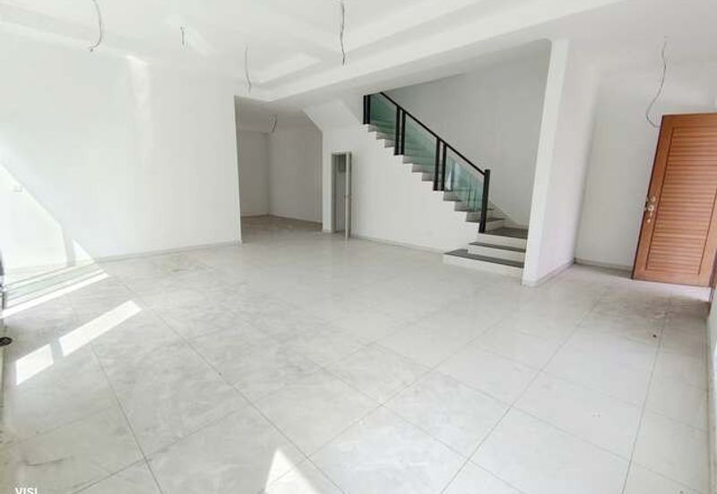 Brand New Gate Guard Tight Security Lapangan Perdana Akasia Panorama The Gulf Botani