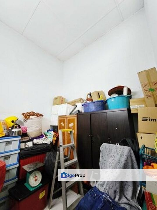 Cheap Sale Intermediate Corner First Garden Taman Pertama Silibin Buntong Ipoh Town Rishah, Perak, Ipoh