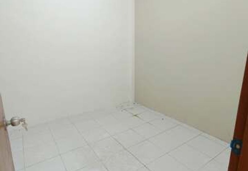 Renovated Ground Floor Good Panorama Lapangan Perdana Flat Botani Pengkalan 