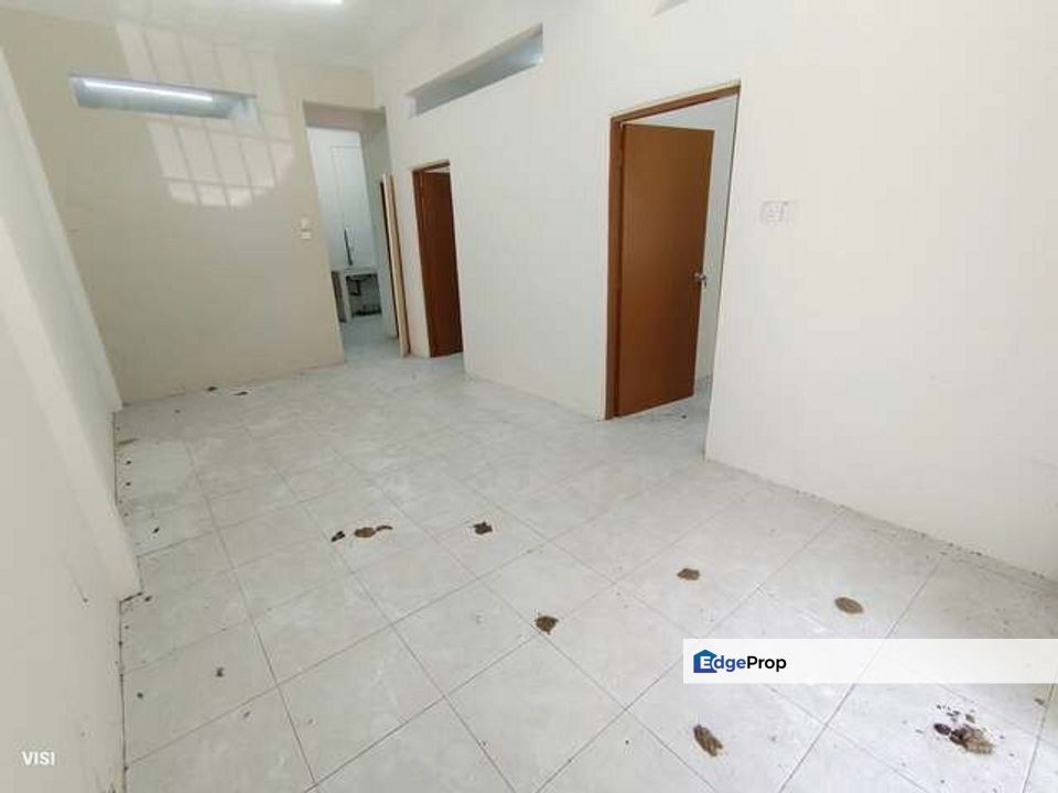 Renovated Ground Floor Good Panorama Lapangan Perdana Flat Botani Pengkalan , Perak, Ipoh